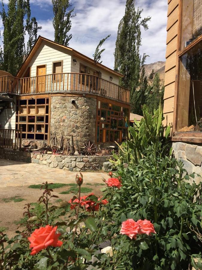 Hotel Faro Del Valle Pisco Elqui Eksteriør bilde